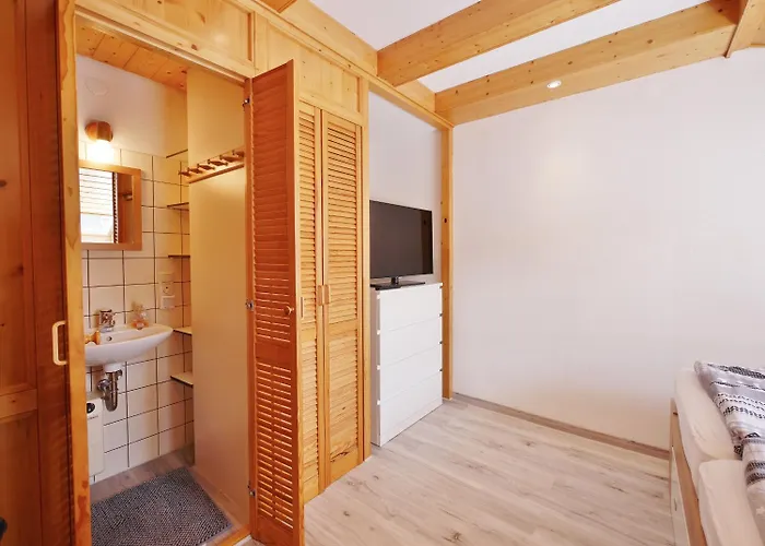 Happynest*** Mit Hallenbad * Виллинген